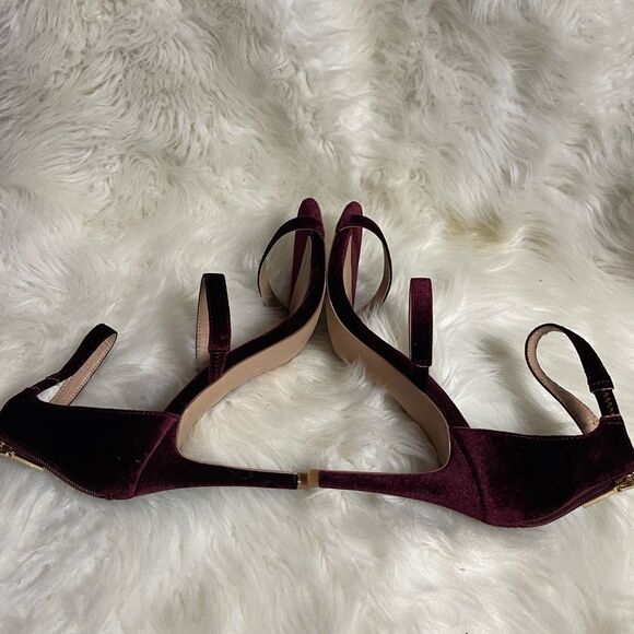 Steve Madden Fabric suede strappy heels sandals with back zipper Size 10M - Picture 4 of 8